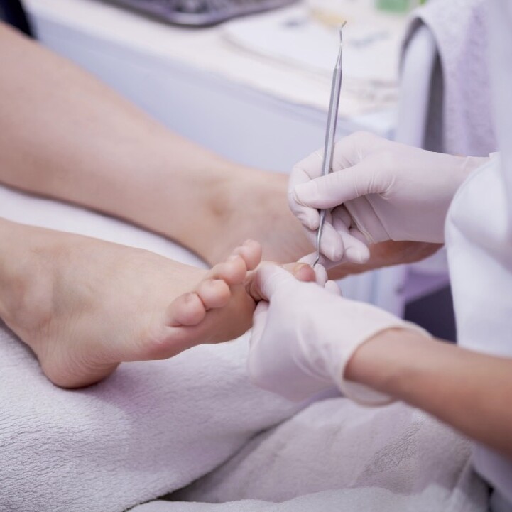 Balance Foot & Ankle - Skin & Nails